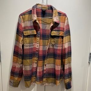 Granola Girl Gifting: Patagonia Fjord Flannel